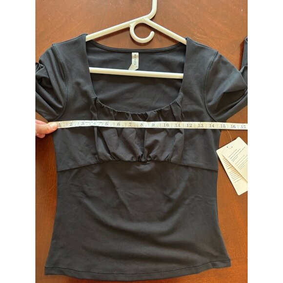 Athleta NWT Shanti Scoop 3/4 Sleeve Casual Top in Black Size Small - Picture 11 of 14